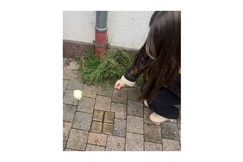 Glanz gegen das Vergessen